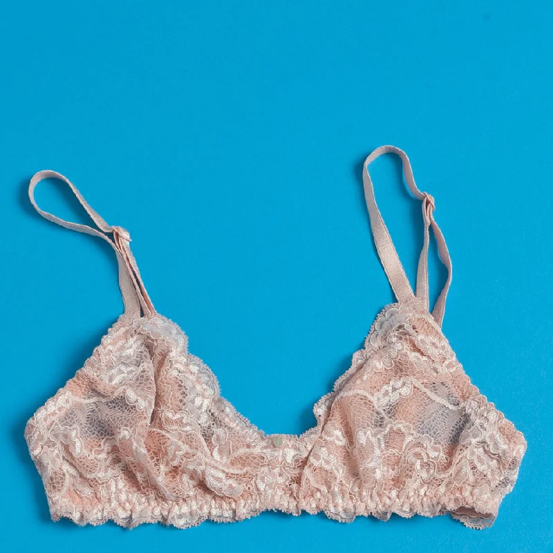 Women's Hanes bras for budget - friendly optionsClo: Fortuna Lace Wireless Soft Bra - Rosa Cuarzo