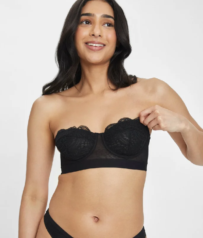 Women's bras with a silk blend for luxuryThe Lace Strapless: Jet Black