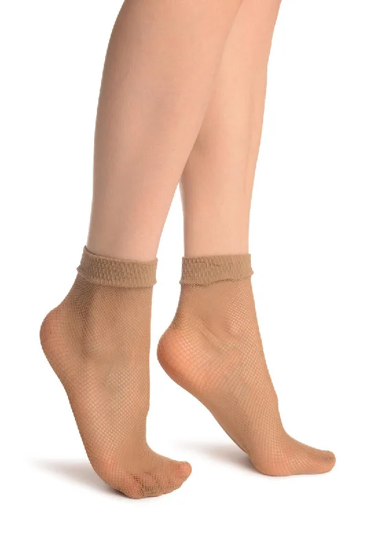 Women's anti - odor socks for long - day freshnessBeige Fishnet Ankle High Socks