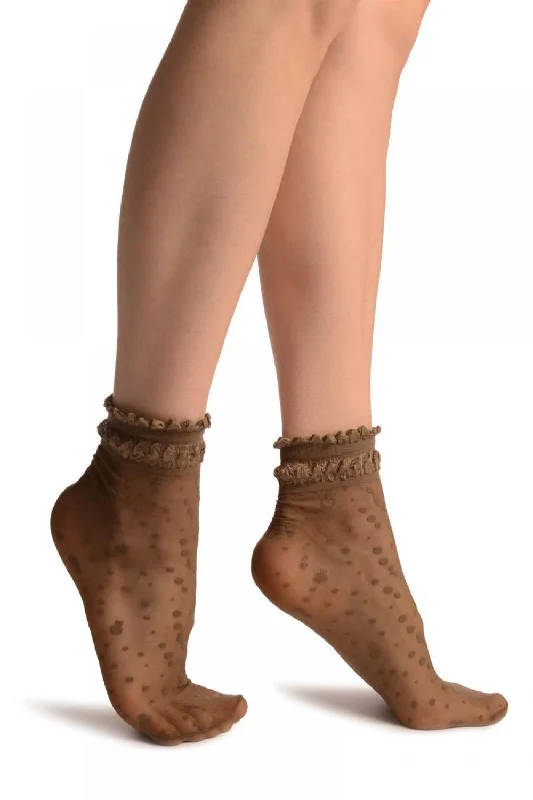 Women's cable - knit ankle socks for a cozy styleBrown With Little Dots And Silky Comfort Top Ankle High Socks