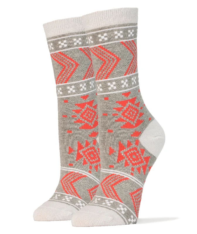 Women's ankle socks with a frilly edgeIcicle Kiss