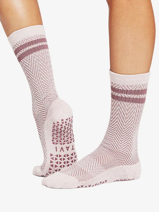 Women's argyle - patterned thigh - high socksTavi Noir Kai Grip Socks - Soft Blush