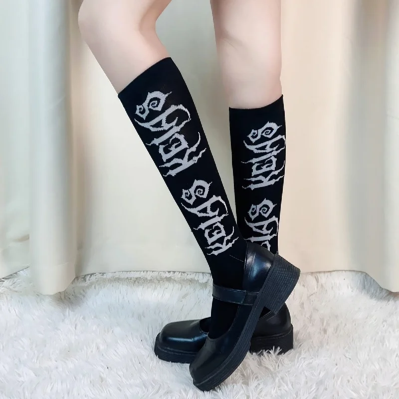 Women's cushioned sole socks for shock absorptionWomen's Grunge Totem Knee-high Socks